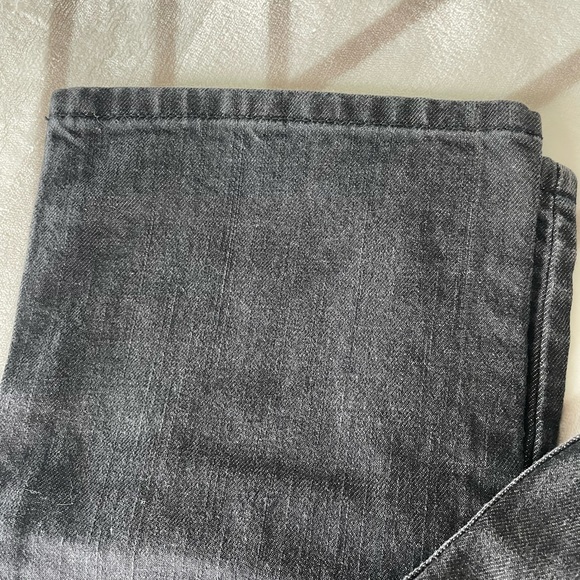 Loved, in Great Condition Authentic Vintage Women’s Guess? Jeans Size 30x30 - Picture 3 of 13